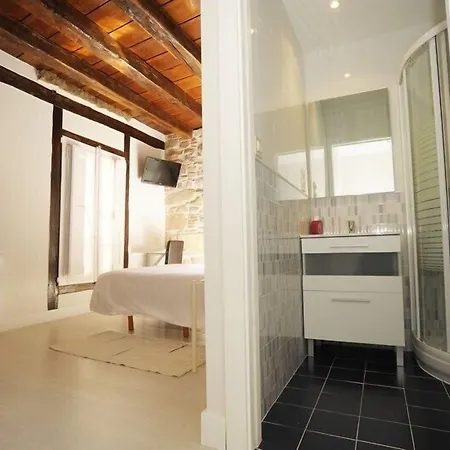 Artea Narrika Guest house *